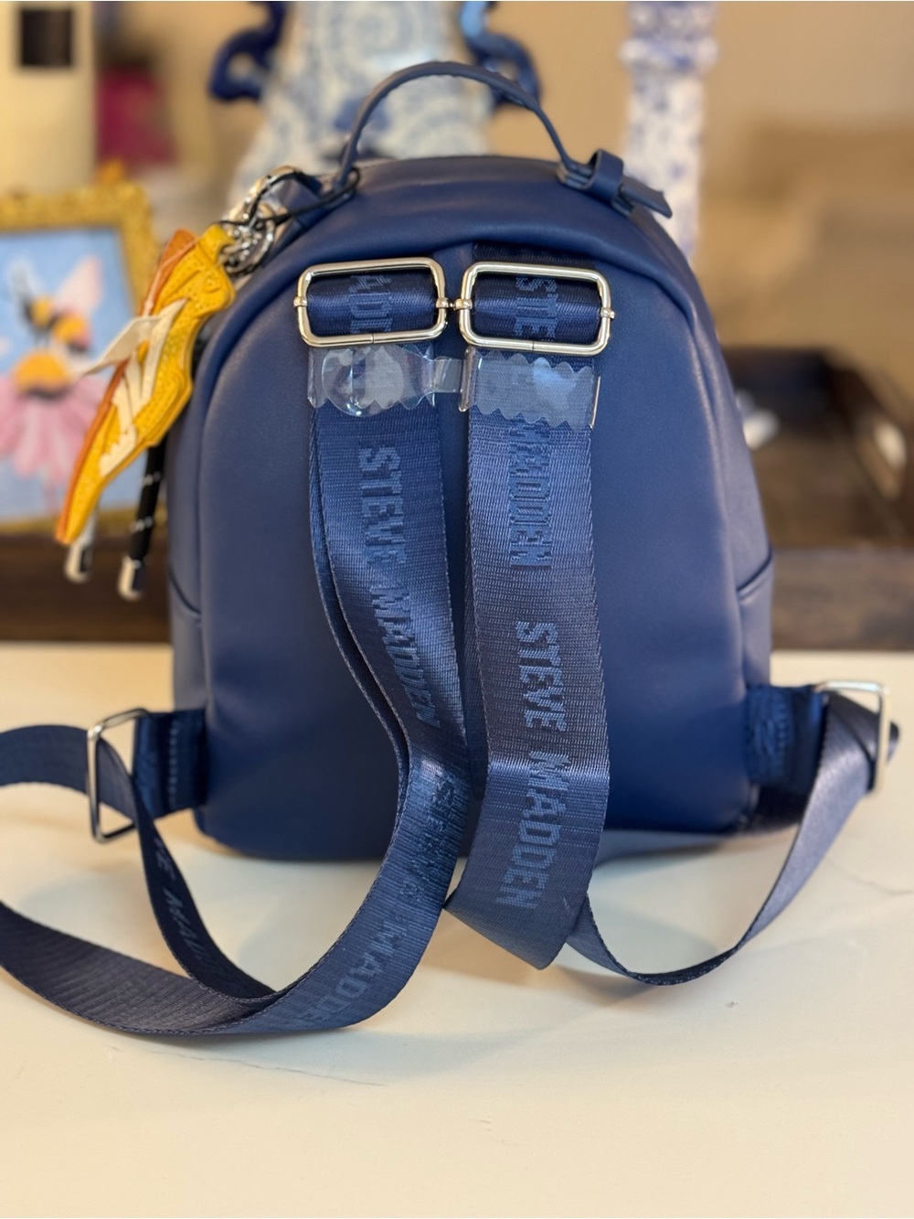 ππ©·NWT STEVE MADDEN EMBOSSED MINI BACKPACK DONE IN NAVY WITH SILVER HARDWARE! - Picture 7 of 11